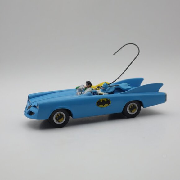 Vintage "Batmobile" Hallmark Keepsake Ornament 1995 - Picture 6 of 9